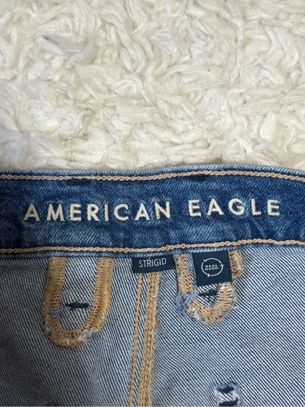 AE Strigid Super High-Waisted Baggy Straight Cargo Jean size 8